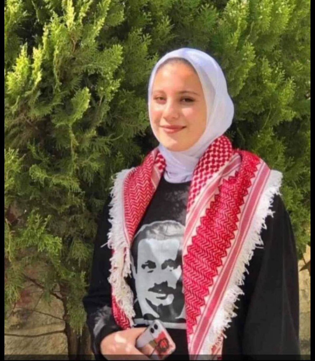 eng_alaa_halisi's tweet photo. Aylol , a 3-month-old daughter, was orphaned today after the Israeli occupation army killed her mother, " Ahed Emtir," 💔💔

أيلول ابنة ال٣ أشهر تيتمت اليوم بعد استشهاد امها(عهد امطير) على يد جيش الاحتلال الاسرائيلي في مدينة دورا 💔💔 https://t.co/HQdPzJX5US