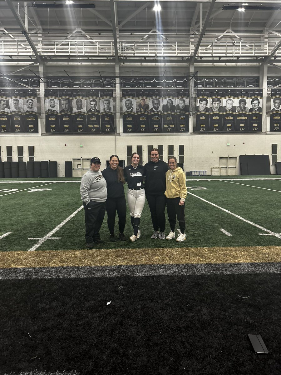 Learned so much from <a href="/JoRichwood/">Jordan</a> <a href="/jordynrudd63/">Jordyn Rudd-Lee</a> <a href="/CoachMFrezzotti/">Magali Frezzotti</a> <a href="/heather_gelbard/">Heather Gelbard</a> The camp was amazing. Thank you <a href="/PurdueSoftball/">Purdue Softball</a> !!!