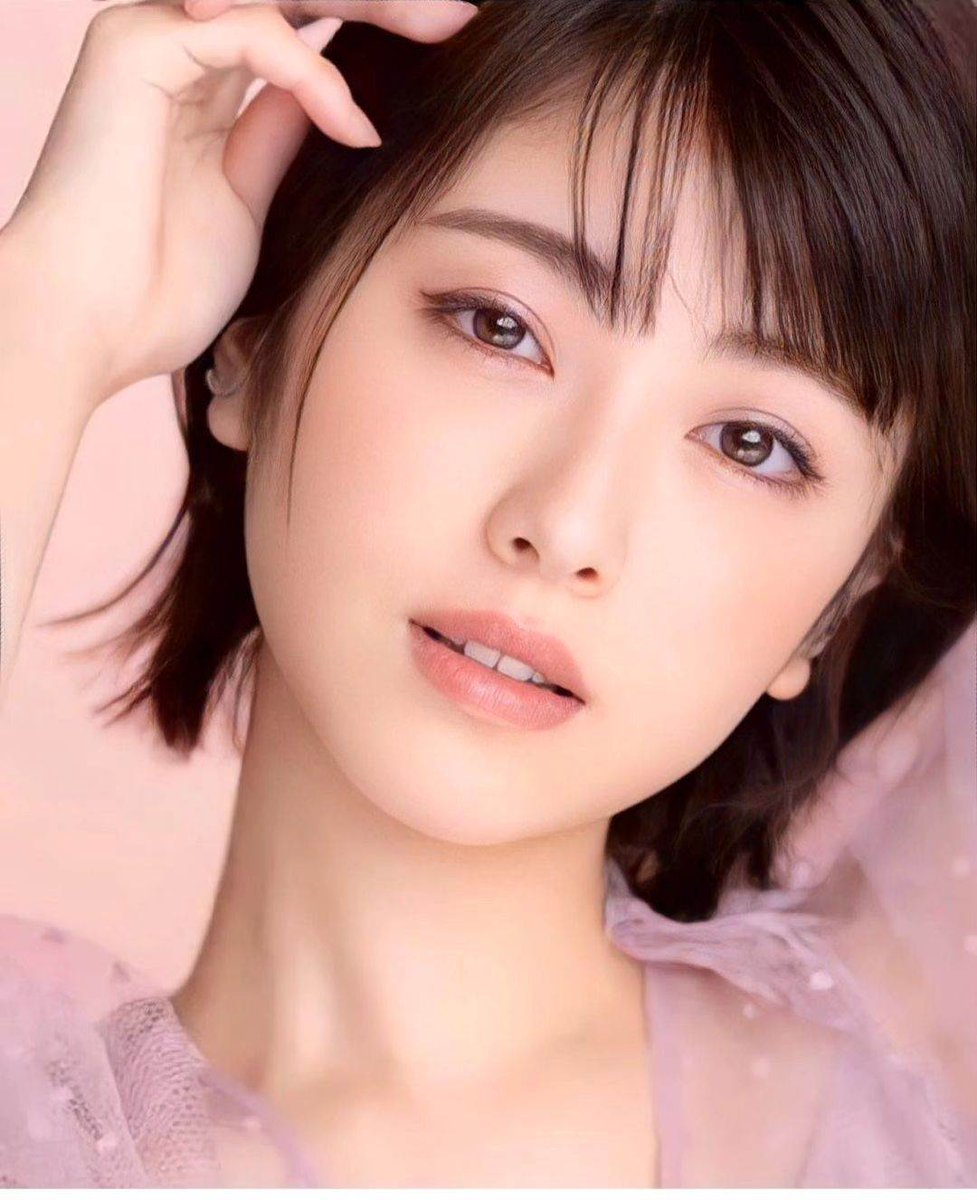 vfe6h3yd's tweet photo. 美波ちゃん見れて幸せすぎる　　#浜辺美波 https://t.co/OVdckcez4n