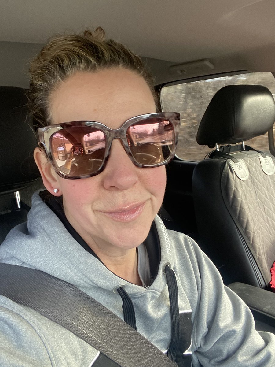 airalana24's tweet photo. Day 15 #75Hard #PersonalExcellence #OutdoorWorkout #Workout2
It was a balmy 18 degrees today in #WesternPA ! Iโll take it! Different trail today. And itโs all uphill on the way back lol https://t.co/urdHFWy42a