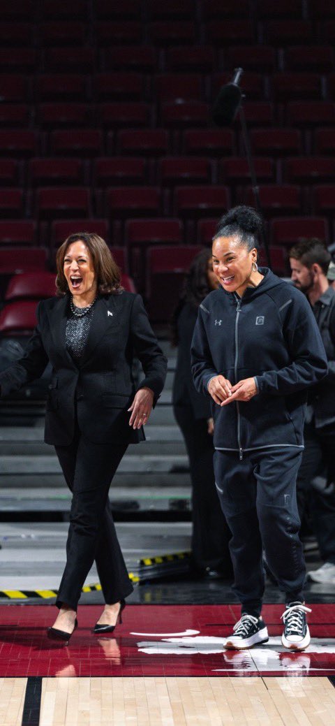 If you see her, you can be her! 💕#@dawnstaley @VP