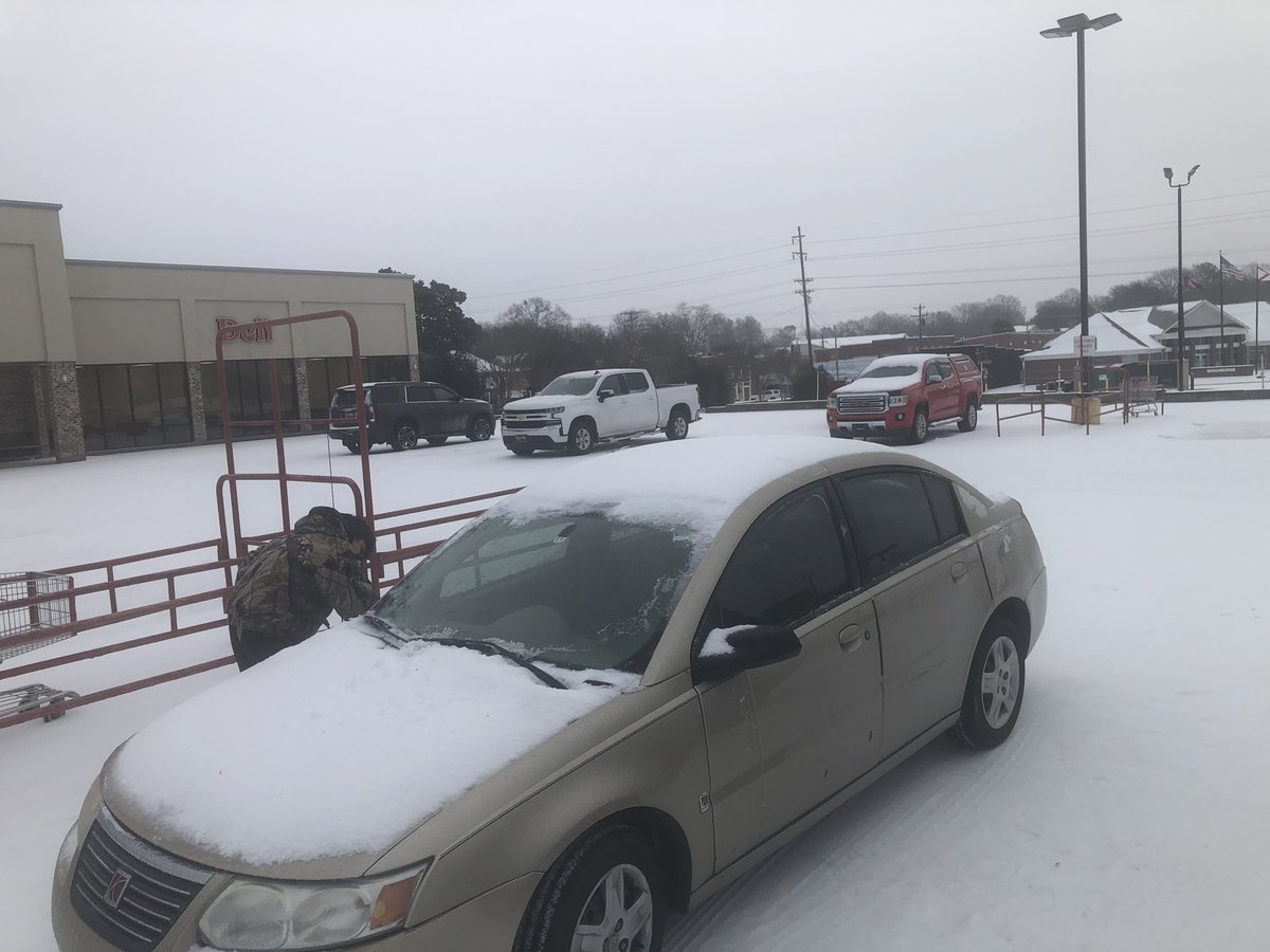 Steven_B_28's tweet photo. In conditions like this, the only vehicles that can get around are snowmobiles, 4 wheel drives, and Saturns. Let me know if you need a ride to the grocery store. #LikeARock #200K+ #FactoryAir #AM/FM #Saturn #NewestModel07 #GoldenGoose #SpeedLimitCapable https://t.co/H3TODy2YV9