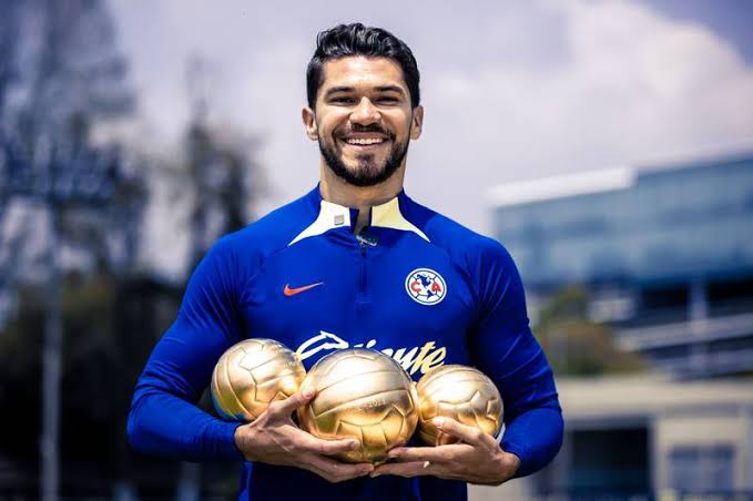 JessEspitia27's tweet photo. 🏆 Campeón de la Liga MX
🏆 Campeón de la Copa Oro
🏆 Campeón de goleo de la Liga MX
🏆 Balón de Oro de la Liga MX: Mejor Delantero
🏆 Balón de Oro de la Liga MX: Mejor Jugador
⭐ Jugador con más goles/asistencias de la Liga MX
⭐ Jugador con más goles/asistencias del continente americano
⭐ Único jugador en anotarle al Real Madrid, Barcelona y Manchester City 

El robo que le han hecho a este señor en los premios The Best es asqueroso.