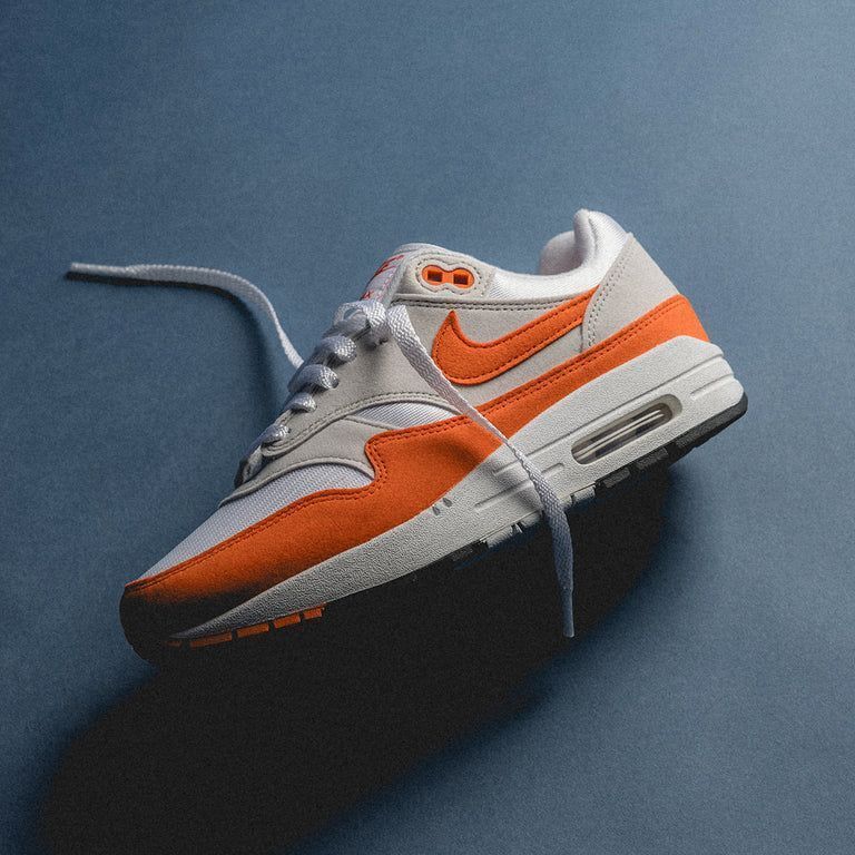 JustFreshKicks's tweet photo. Ad: Nike Air Max 1 'Safety Orange' on sale for $79.98 + shipping 🍊

Link -> https://t.co/wY1W014FtI https://t.co/wrJ286rm0p