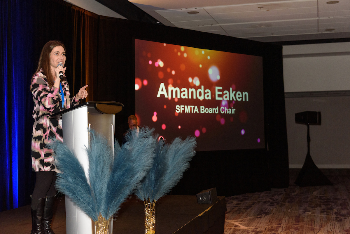 Reminder: You can join SFMTA Board Chair Amanda Eaken for a virtual office hour tomorrow (Tues) from 10am-11am. She would like to hear directly from members of the public who want to provide feedback on our work. Keep reading for sign-in info ⬇️
(1/2)