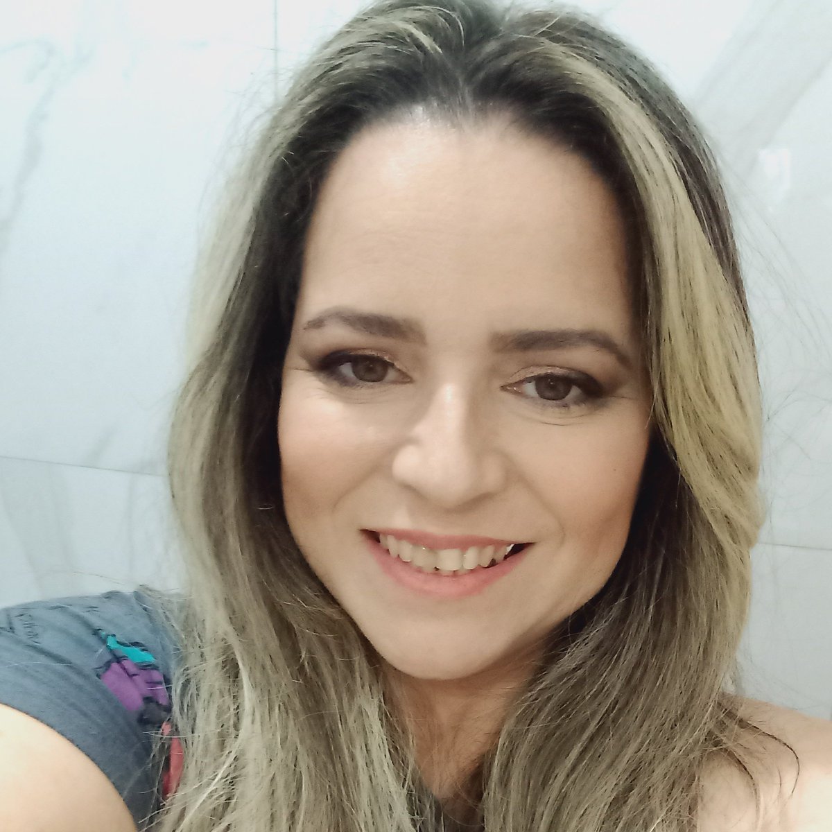 giselescl's tweet photo. #NewProfilePic https://t.co/JL8VLmWNaC