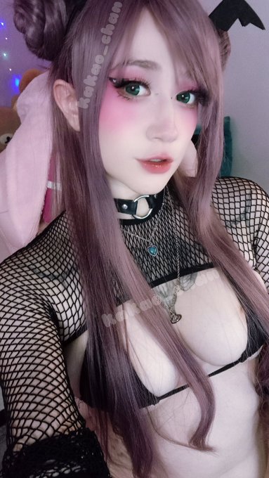 Your favorite baby bat is here 🦇🦇 https://t.co/AWRgQ54ohT