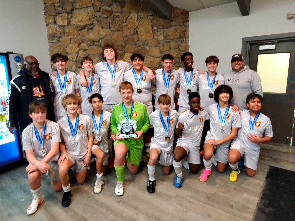 KCBlazeSC1's tweet image. Congrats to our U16 KC Blaze Academy Rebels team, that had an undefeated weekend! Bringing home the hardware, after a great PK Shootout in the Finals! 

Winter Magic Tournament Champions! Great Job, Boys &amp;amp; Coaches! 

#KCBlazeSC #Champions #DevelopingTheFuture #ClubSoccer