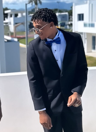 CubsCentral08's tweet photo. Fernando Cruz looking pretty dapper on his Instagram for his signing. https://t.co/PWwxOk3P4Z