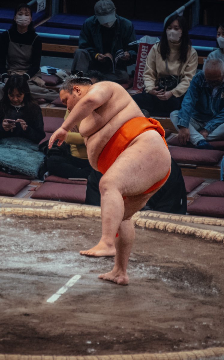 ItanLake's tweet photo. #大相撲 #sumo #wrestler #wrestling #sport #chubby #fat https://t.co/fAsCWCjaOS