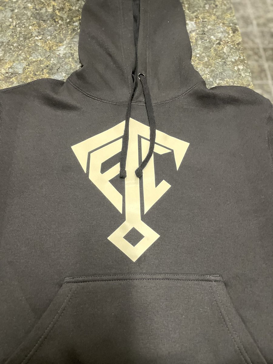 NarlyJay3's tweet photo. ‘NARLY MODE’ Hoodies⚔️🏆 “Someone Fight, Will Be Helped” Closing Out On Our 1 Year Anniversary Soon🙏🏽 Stay Tune &amp; Make Sure You’re Following Us On All Social Media To Stay Updated‼️ We Cooking Up Something Special, LONG OVERDUE  #NJE #TheFightContinues #NarlyJay https://t.co/RjvA8CITlP