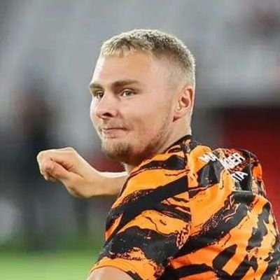 Foot4Football's tweet photo. Victor Nelsson neden Galatasaray özelinde iyi futbolcu değil Bilal'e anlatır gibi anlatayım;

-Galatasaray ligdeki gücü ve konumu itibariyle büyük bir takım ve büyük takımlar savunmayı topla birlikte yapar. Büyük takımın yapacağı en etkili savunma bir tane fazla atacağı goldür. + https://t.co/64UC0dxhl7