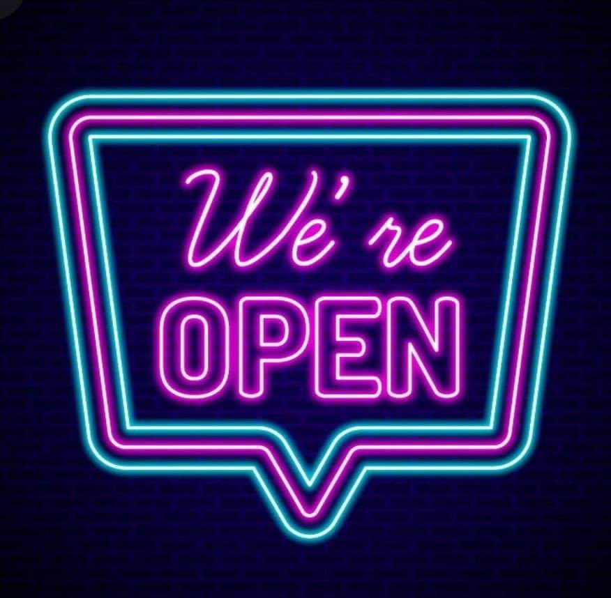SunriverArcade's tweet photo. We will be open today 1/15 from 4:00 to 8:00. Pop in for some games and enjoy the holiday! 

#Sunriverarcade #riverscapearcade #sunriveroregon 
#retrogaming #thingstodoinbend #classicarcade 
#thevillageatsunriver #sunriverlife #bendoregon 
#lapinehighschool https://t.co/xzUgy6ji5d