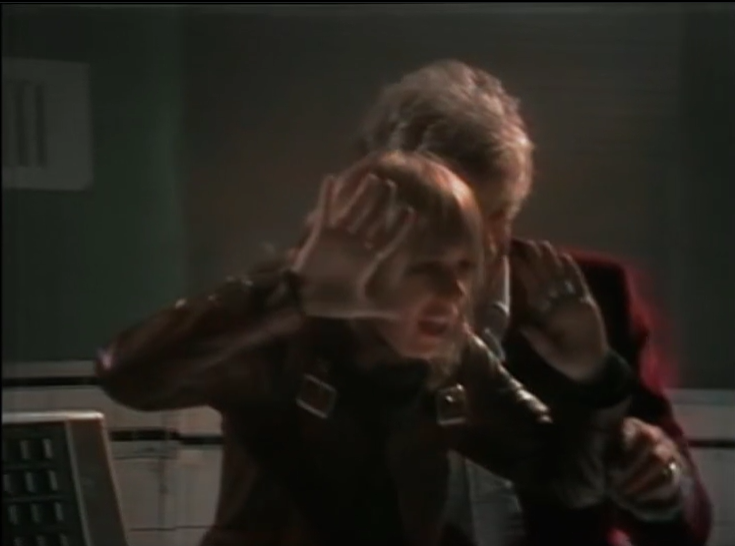 DWUDatabase's tweet photo. The machine has no effect upon Barnham as there are no evil impulses to feed off. Jo on the other hand seems very affected by it. What lurks behind the sweet and innocent façade Ms Grant? #DoctorWho #MindofEvil https://t.co/h4KLUEYi9G