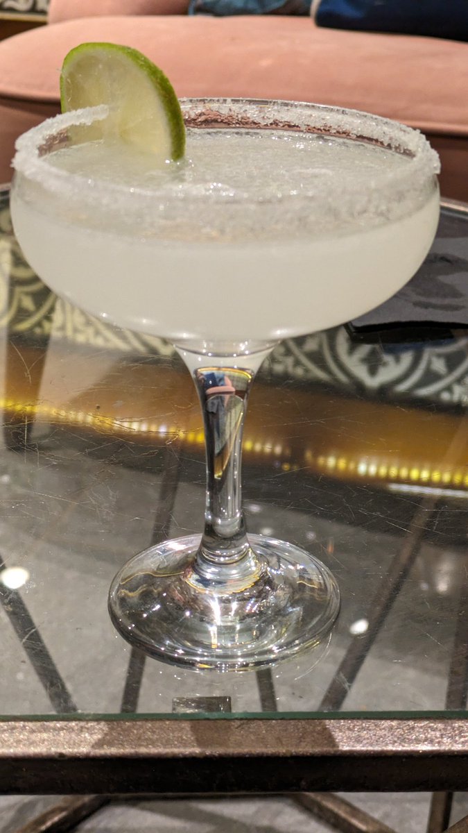 ⓋeganOliⓋe tweet media