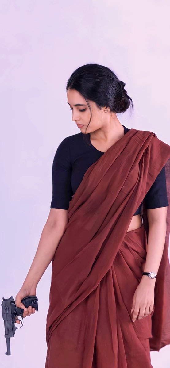 impriyankamohan's tweet photo. Now say my Name
๐ฅVelmathi๐ฅ
๐ฅ Killer Killer Killer ๐ฅ
#CaptainMiller
A soft kind flower or untouchable fire?
@priyankaamohan
#PriyankaMohan #PriyankaArulMohan #Pinks_PM #DeepikaPadukone #Deepfake #SamanthaRuthPrabhu #Ayaalan #KeerthySuresh #Kanguva2ndLook #Kanguva https://t.co/Pll9YegiNy