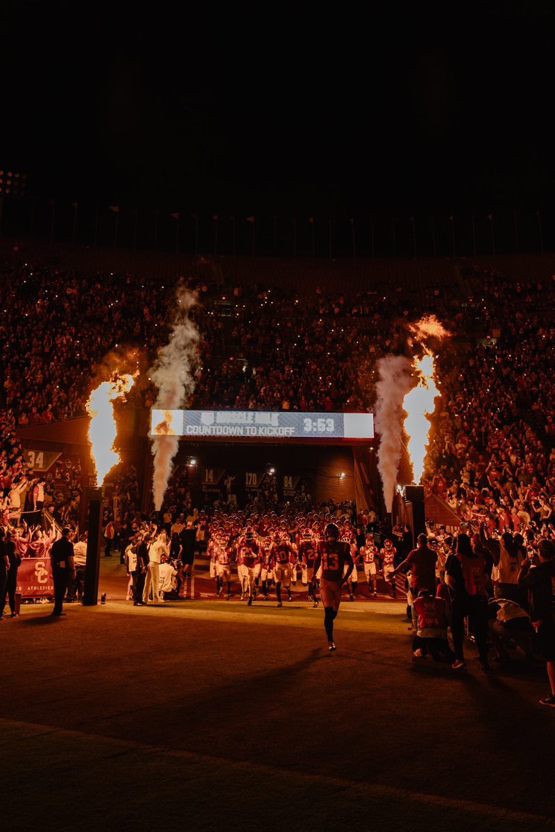 CALEBcsw's tweet image. Since I was 10, all I ever wanted to do was to play football. The journey would be empty without the people who have supported and loved me. I will Fight On forever and rep Hornsdown4Life. I’m ready to do whatever it takes. I am officially declaring for the NFL Draft.

✌🏽🤘🏽👇🏽
