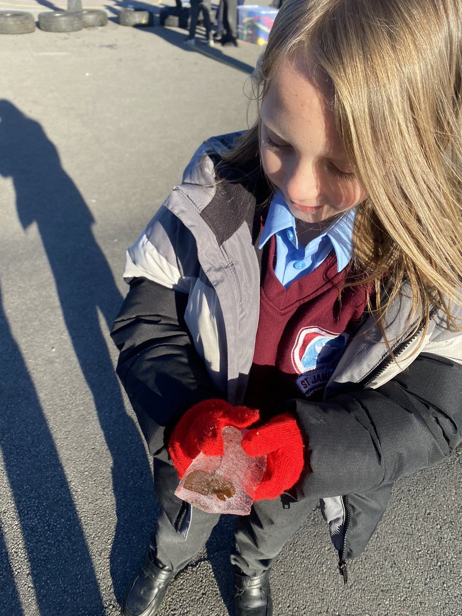 church_prim's tweet photo. Exploring frozen ice π§ learning to cook in @Nurturestjames playing in loose parts play @NiallO7Brien @outdoorRHS @CLOtC @neil_play & hot chocolate Monday @pauldixtweets @chrisdysonHT what a successful Monday π€©π @WeAreBDAT #momentsofsuccess https://t.co/8GKIqVAwnS