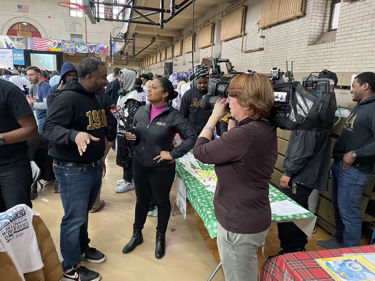 Coach Harris tweet media