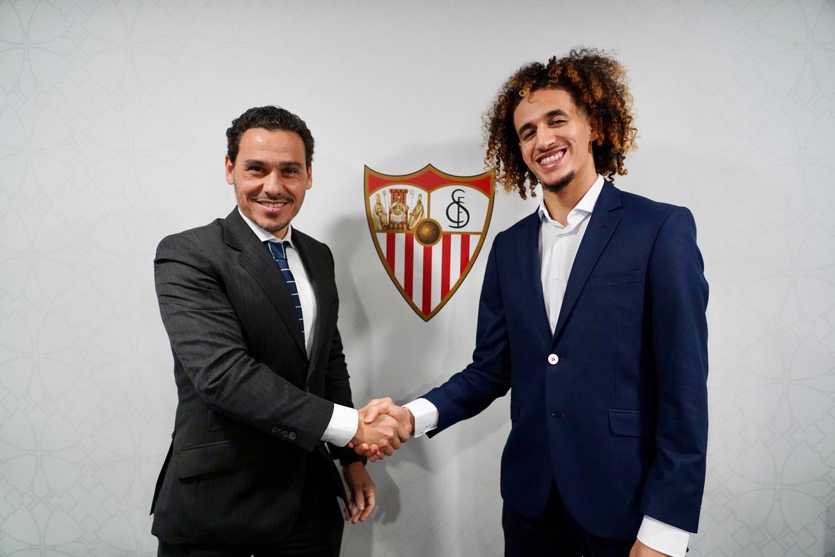 SevillaFC_ENG's tweet photo. 𝐇𝐞’𝐬 𝐡𝐞𝐫𝐞

🤝✍️ 🇹🇳 https://t.co/eO2rAYmKyu