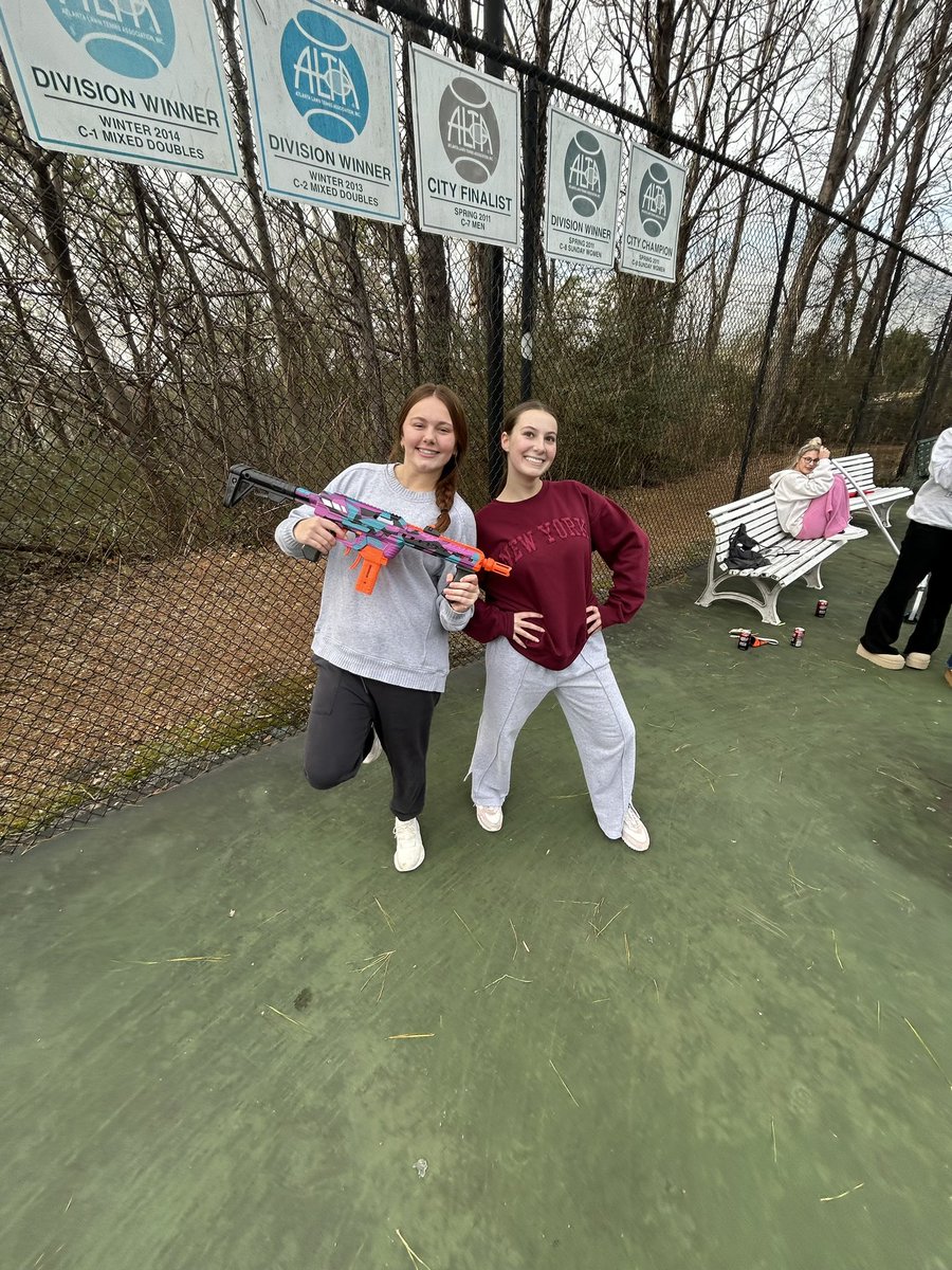 bulletbitches4L's tweet photo. HAILEY WITH THE DAY ONE KILL ON LIZZIE🔥🔥 making the score (5,4) bitches are up 💰 https://t.co/19wqNVoEzt