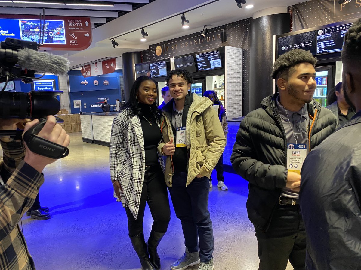 Banneker students shadow the Washington Wizards Executives! An amazing opportunity! ⁦@WashWizards⁩ #wizards