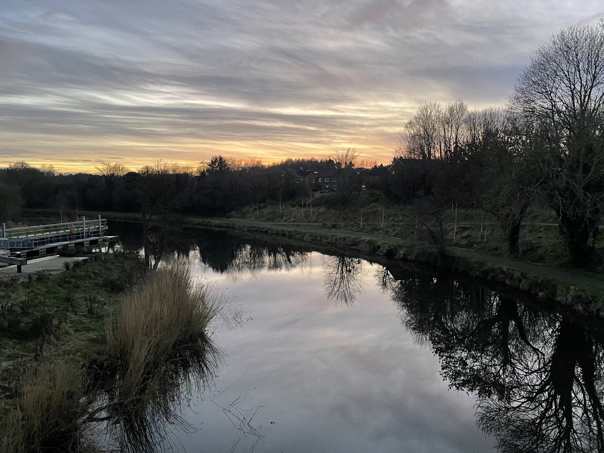 medbhhillyard's tweet photo. Another beautiful cycle home- grateful my route is nearly all off road. With a hectic schedule, #activetravel is my only opportunity to fit physical activity into my day- we need more dedicated cycle paths as I know I wouldn’t be on my bike if I was on roads! #safety #cyclepaths https://t.co/L1lhNVIGQb
