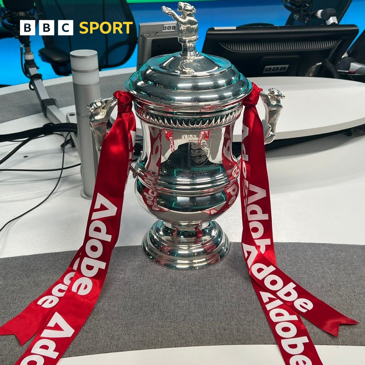 bbcmerseysport's tweet photo. 🏆 @LiverpoolFCW will travel to London City Lionesses in the #WomensFACup fifth round
📆 Ties to be played over the weekend of Saturday and Sunday 10/11 February
#⃣ #LFCW #LCLLIV #TotalSport https://t.co/oRn9vR5647