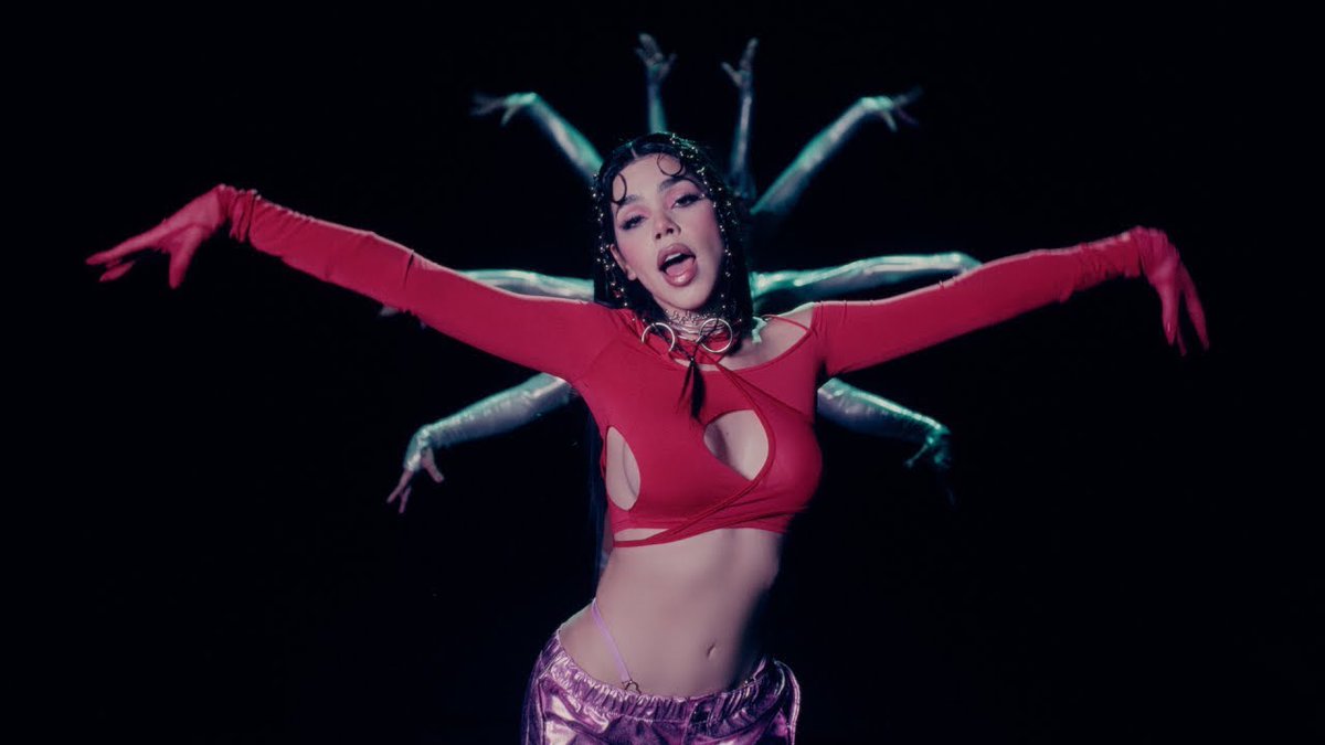 .<a href="/keniaos/">NINI</a>' "Malas Decisiones" has now surpassed 100 million views on YouTube.