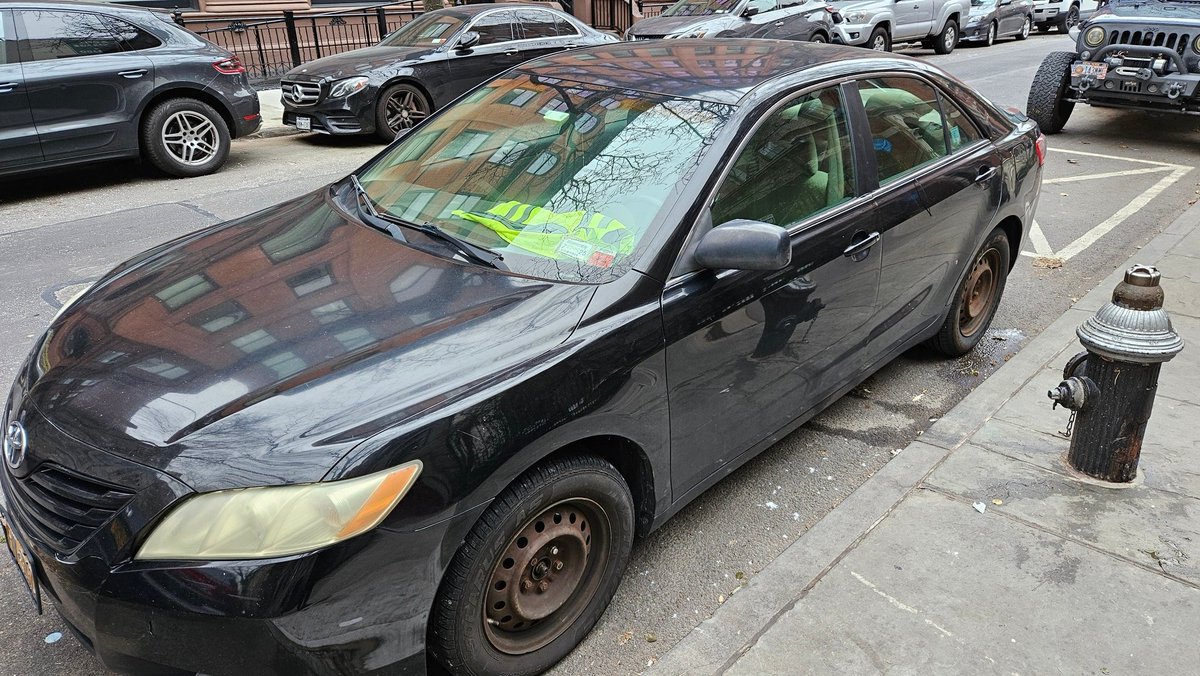 20th_parking's tweet photo. Yes. https://t.co/lFEH499udf