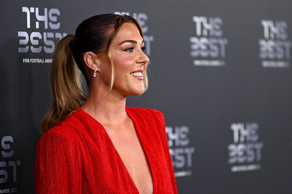 JacobsBen's tweet photo. Mary Earps is named #TheBest FIFA Women's Goalkeeper for 2023! 🧤 https://t.co/oDXAgJ0iLX
