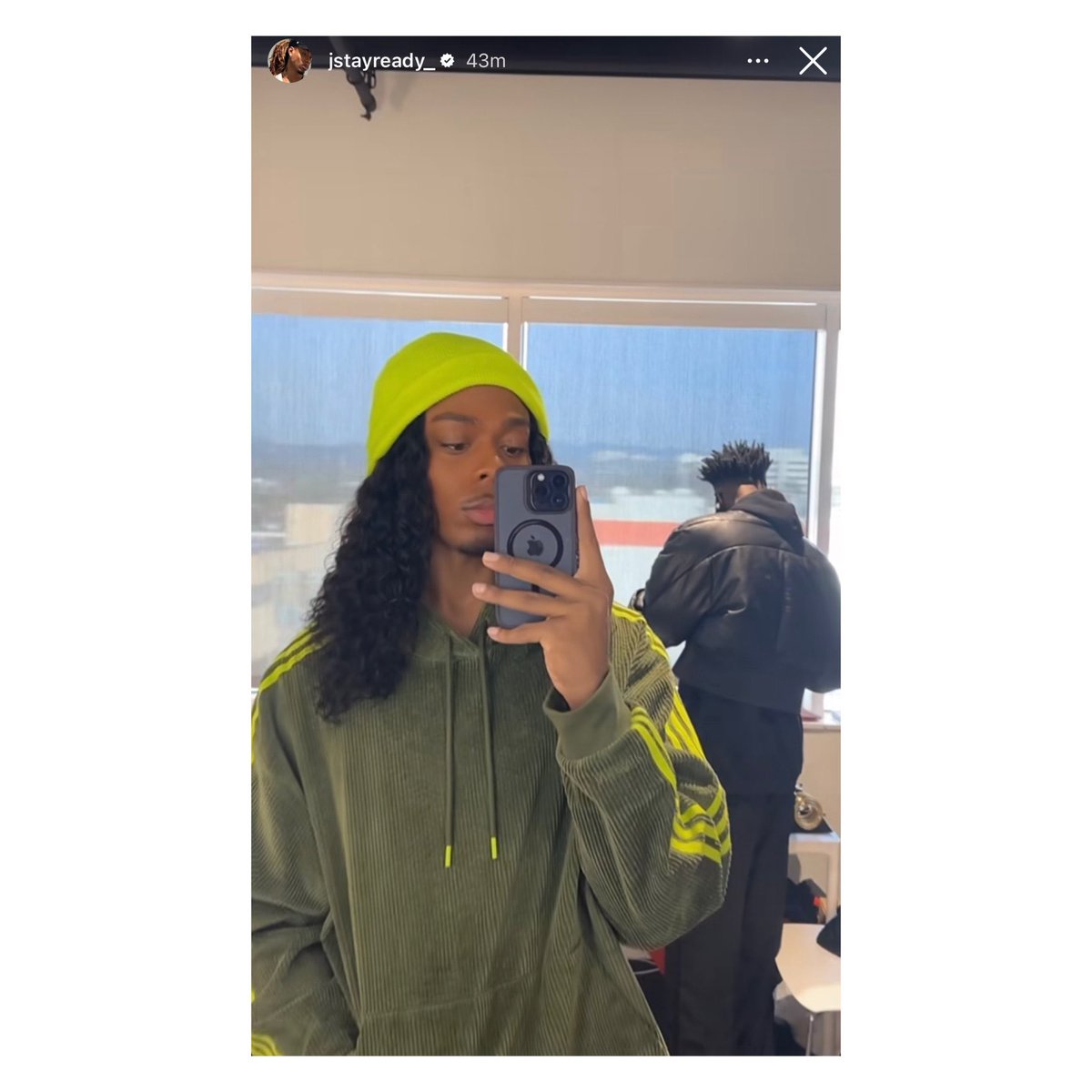 Cardi B | Updates tweet media