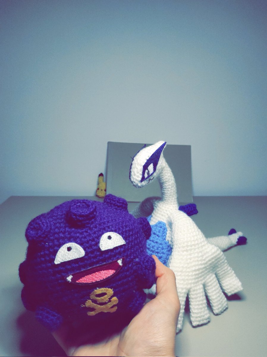 Koffing and Lugia

#crochet #amigurumi #handmade #häkeln #pokemon #fanmade #roomtoimprove