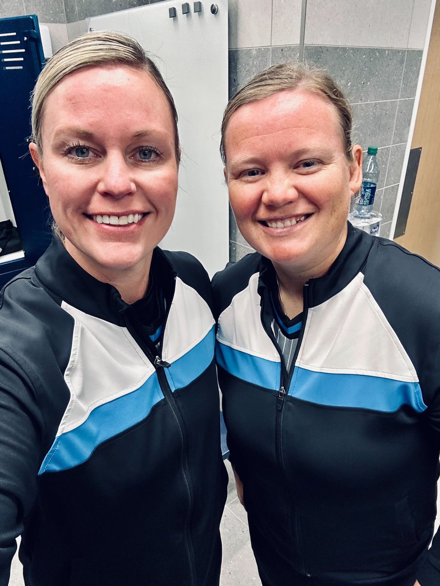 Redhead Ref tweet media