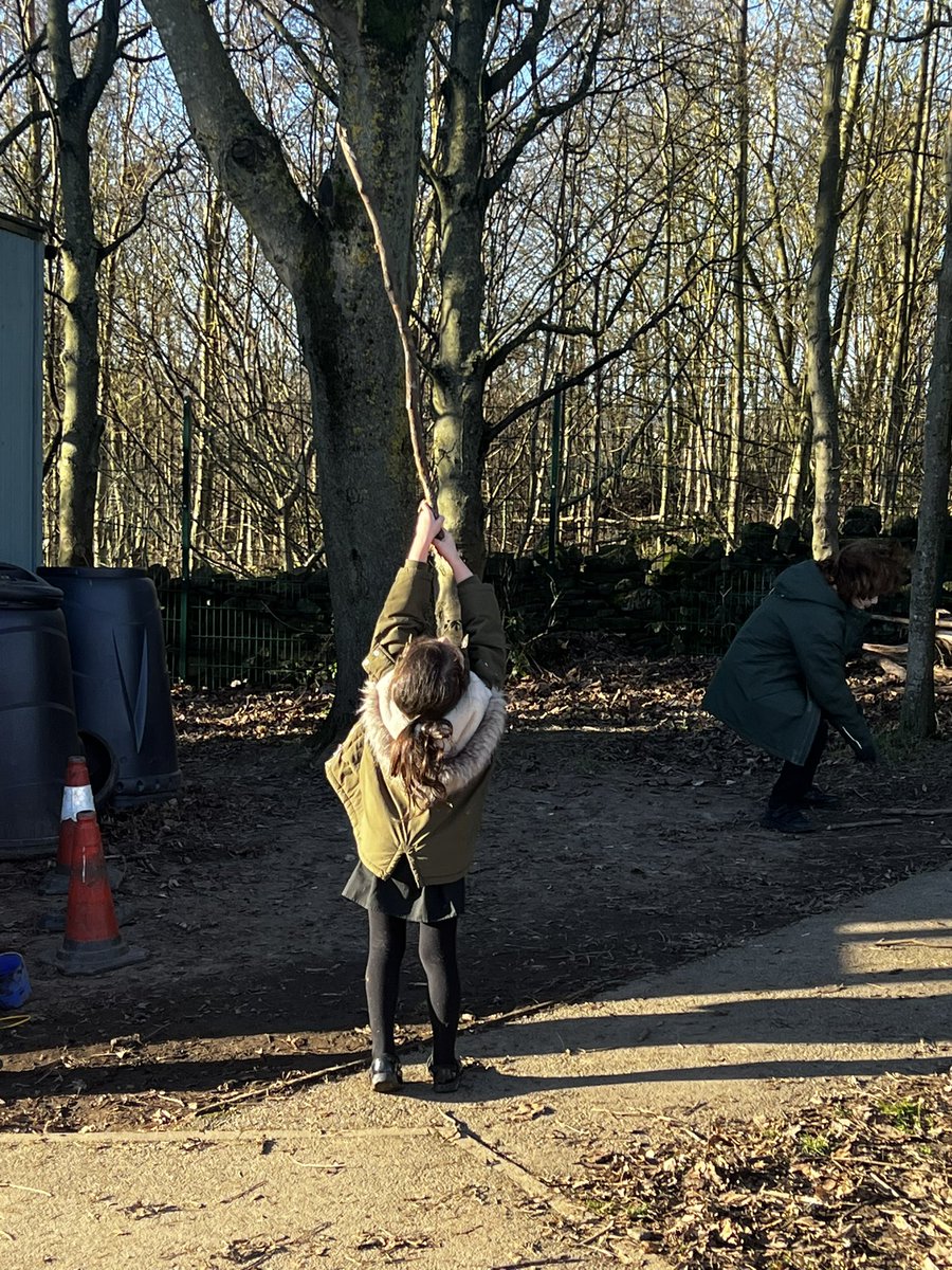 EastMortonCEP's tweet image. A hoop in a tree means lunchtime was spent problem solving. “We need a tall person” “We need a giant !”  “We need a big stick” “We need a rope” 

The hoop is still in the tree. @WeAreBDAT #primaryfun