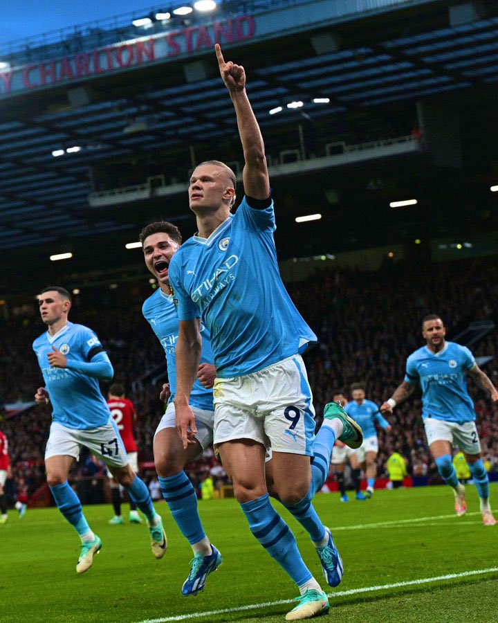 EtihadPapers's tweet photo. Manchester City Follower Night Gain 

No Manchester City fan should have less than 1k followers

Follow Me ✅
Like and Retweet 🔄
Comment 💙 and follow everyone that likes it https://t.co/frCDYFN5Em