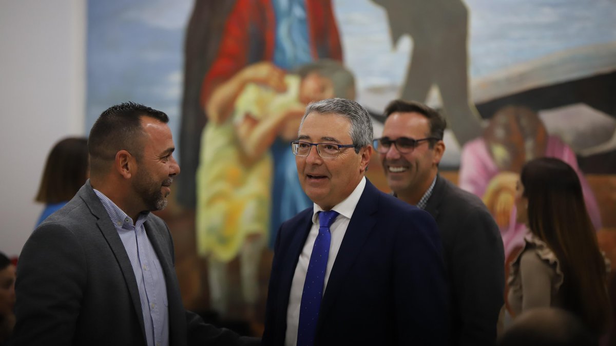 El alcalde de Rincón de la Victoria, <a href="/Francissalado/">Francisco Salado</a>, ha recibido hoy en el salón de plenos del Ayuntamiento al Club Deportivo Remo Rincón de la Victoria al objeto de reconocer los éxitos y logros del club en este pasado 2023.