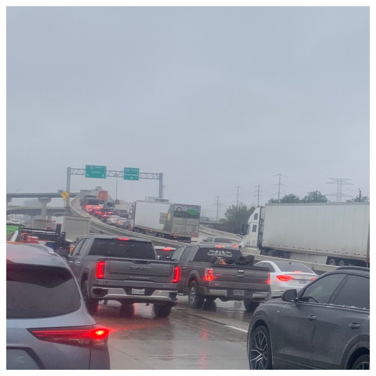 SheriffEd_HCSO's tweet photo. Well folks, this is what just a little ice will do.
Trucks and vehicles are stuck on one of the flyovers.
This is at Beltway 8 and North Freeway. It’s slick and slushy on any elevated surface. SLOW DOWN AND STAY HOME!
#HouNews #HouWx #HouTraffic https://t.co/tVcDoWh6gS