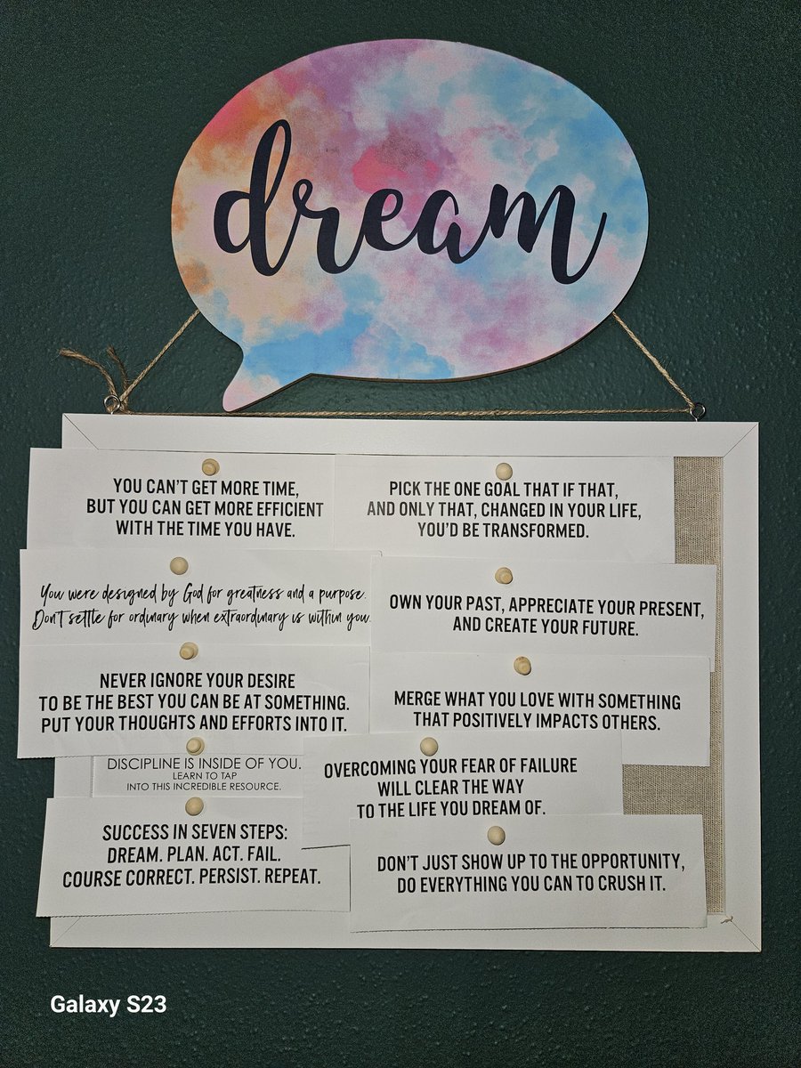 KelleCathey's tweet photo. Monday motivation! https://t.co/wrw0DVAQyg