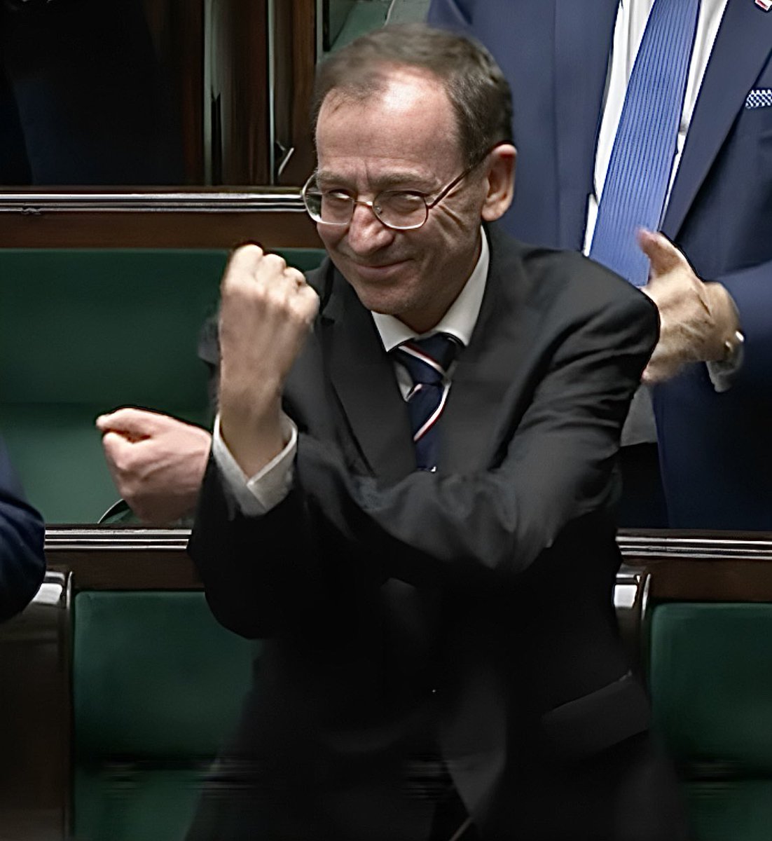 GMozdzynski's tweet photo. @RMF24pl @Rozmowa_RMF @CzarnekP Długo jeszcze będziecie partyjną tubą PiSpropagandy? Ku*wa, jakież to żenujące.
#RMFtoPiS
#PiSFM
#PiSpropaganda https://t.co/0mr71rmu1K