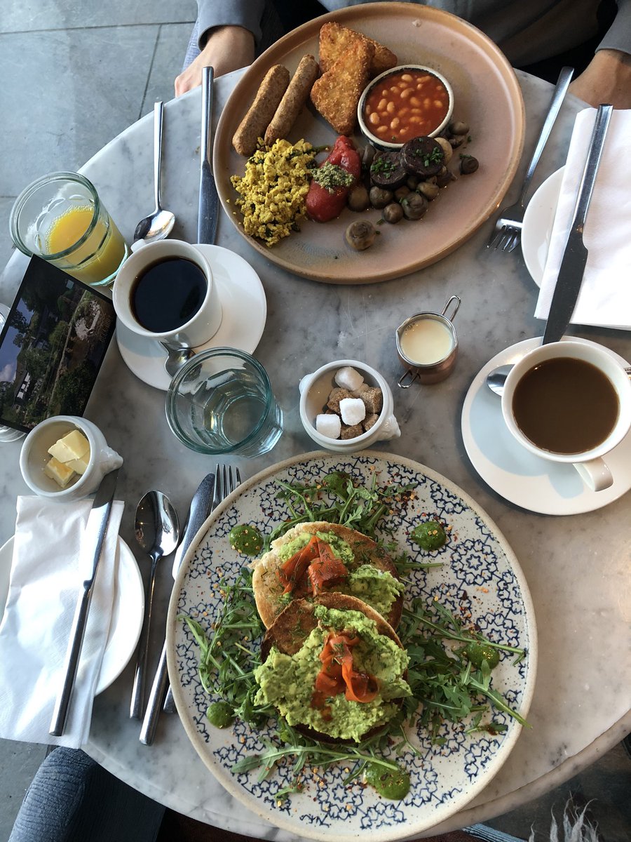 Cherry Cecilia Ⓥ ✌🏽💚🍒 tweet media