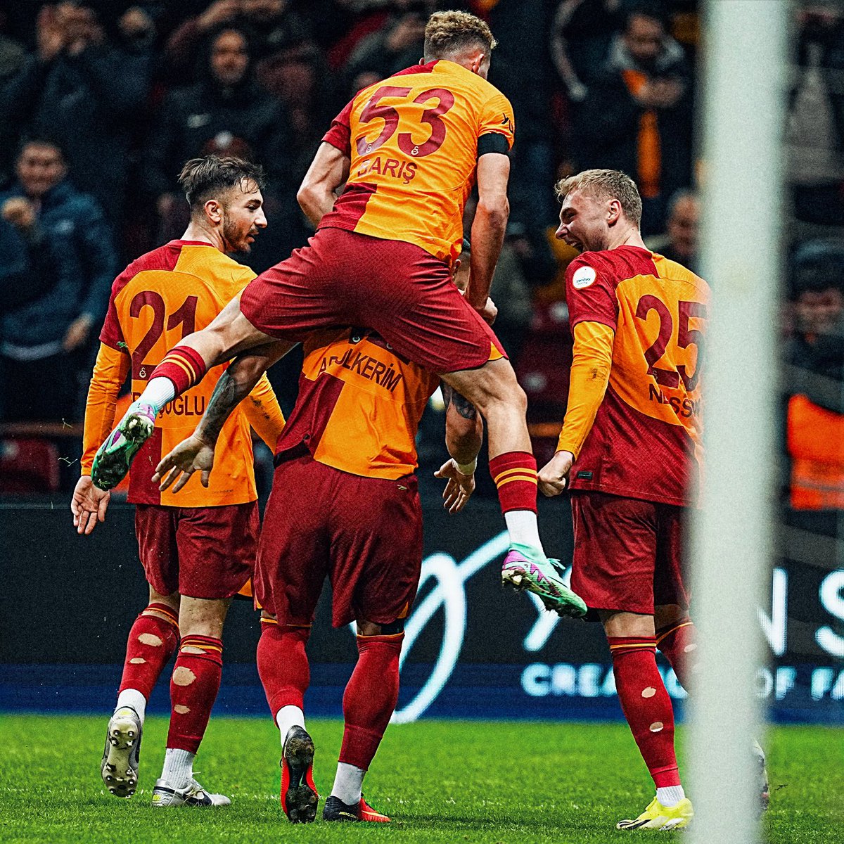 Vazgeçmek yok! @GalatasaraySK