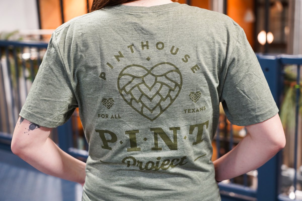 PinthouseBeer's tweet photo. 𝐏𝐢𝐧𝐭𝐡𝐨𝐮𝐬𝐞 𝐏.𝐈.𝐍.𝐓. 𝐏𝐫𝐨𝐣𝐞𝐜𝐭 T-shirts, made by the fine folk at @FSGprints, are currently on sale in pubs and on our online store.
For every shirt sold we’ll be donating $5 toward @caritasofaustin and Round Rock Area Serving Center!
#pinthouse #pintproject https://t.co/NpmluihEIj