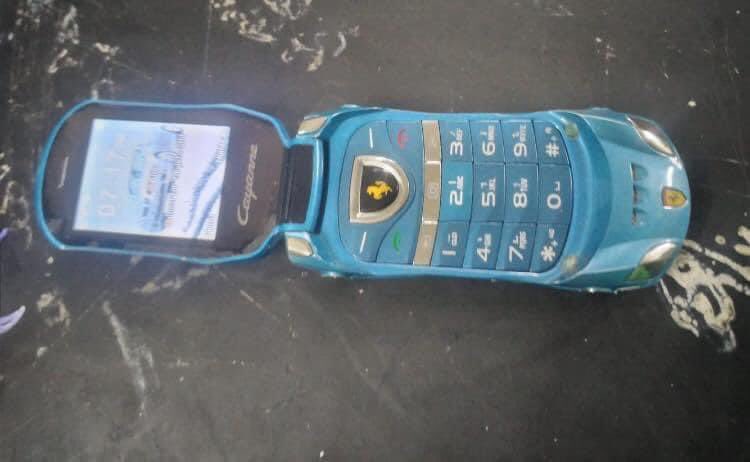 brusnos's tweet photo. “como você responde tão rápido?”

meu celular: https://t.co/9DoQWlTidy