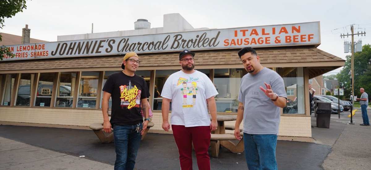 OpTic's tweet image. SEASON 2 OF #EATIOTS 🥩🥪🍕

Ep. 1 LIVE ON @H3CZ YT!

youtube.com/watch?v=u3SDg8…