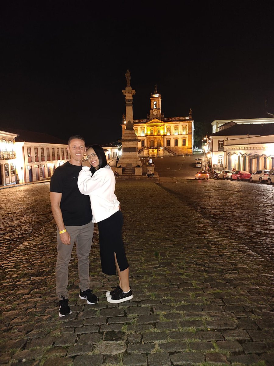 ledabichao's tweet photo. Pra finalizar as férias,  um passeio por nossa história!  #OuroPreto💕⚘ ! https://t.co/snl6LfcC6o