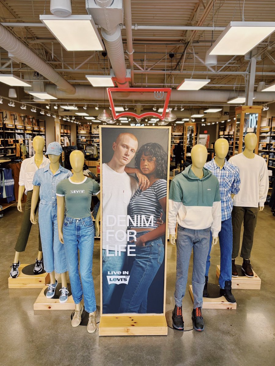 Miromar Outlets tweet media