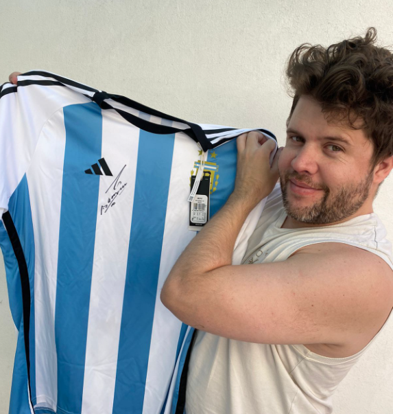 Blue_Robot ( andy monsalve) tweet media