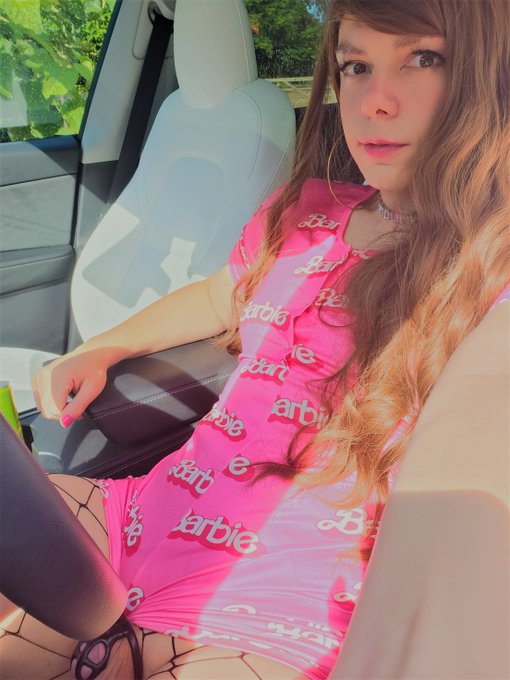 Need a lift to The Sissy Market?  Don't worry! There are no girls there who will feminize you I swear