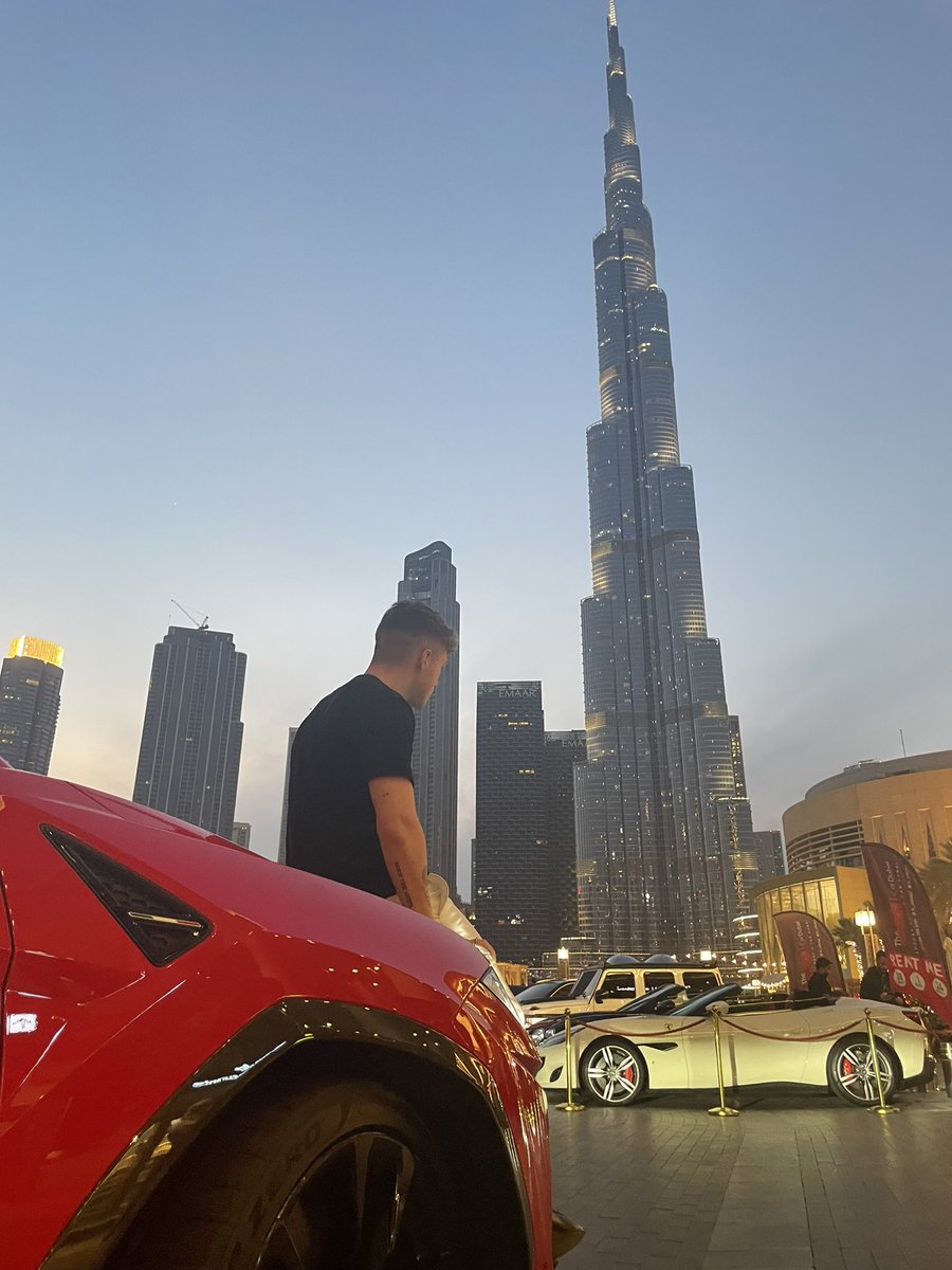 PrestonMcCue's tweet photo. Dubai is overrated https://t.co/D3dmKNQ4UR